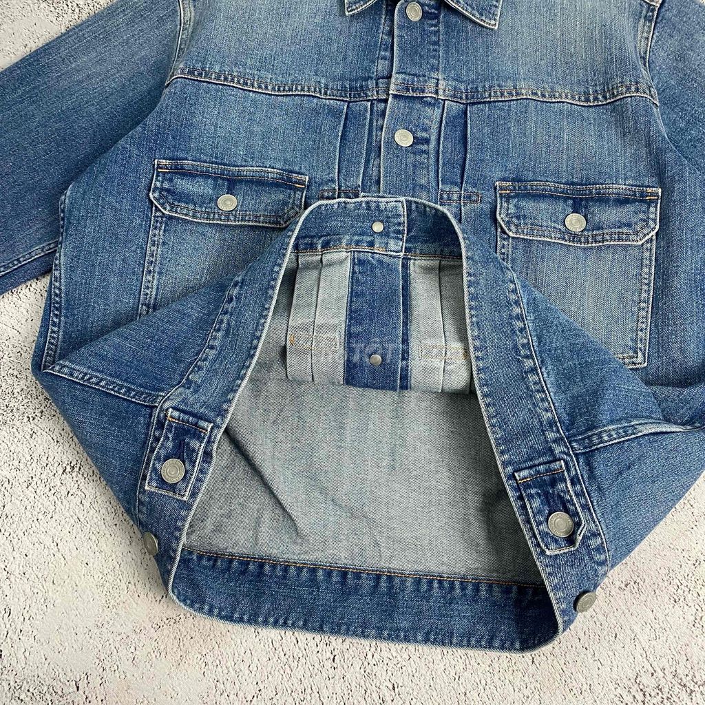 /Type II Denim Jacket by Uniqlo/. Mua bán Quần áo tại Quận Ngũ Hành Sơn Đà Nẵng được đăng bởi Bạch Lê Hoàng hình 5