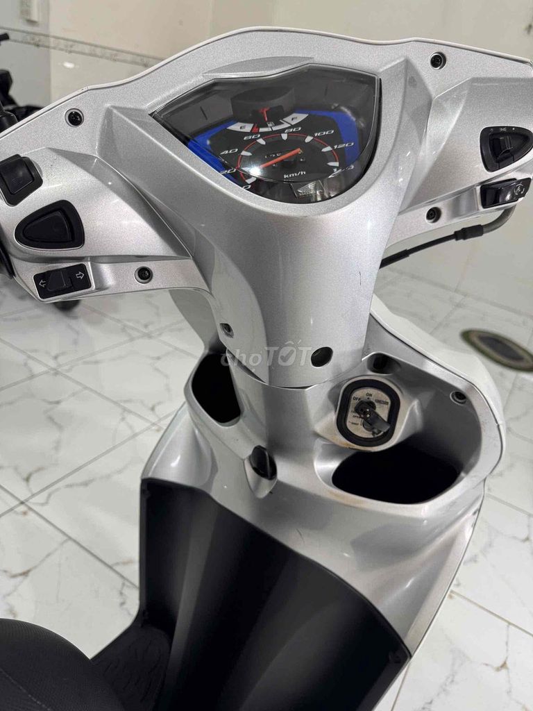 ✅VISION Fi 2011 ĐẸP ZIN LENG KENG 👍. Mua bán Xe máy tại Thành phố Long Xuyên An Giang được đăng bởi Cầm Đồ Bình Tâm  hình 8