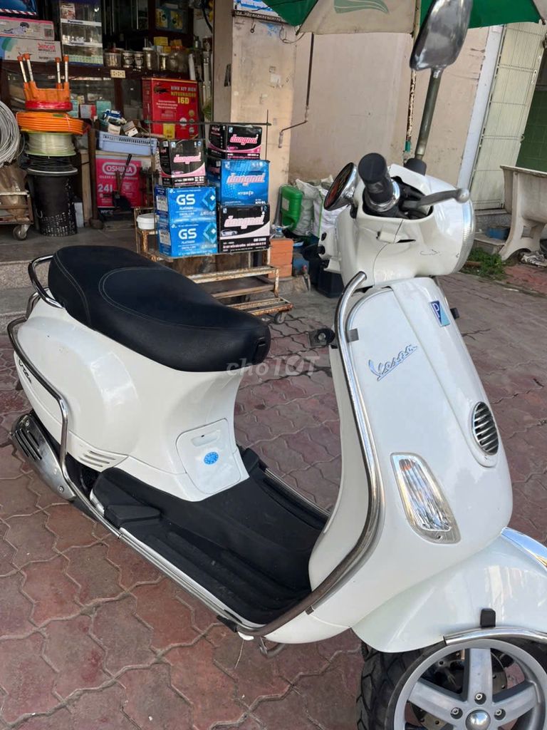 Vespa LX cực mới, biển đẹp. Mua bán Xe máy tại Quận 4 Tp Hồ Chí Minh được đăng bởi Trần hình 3