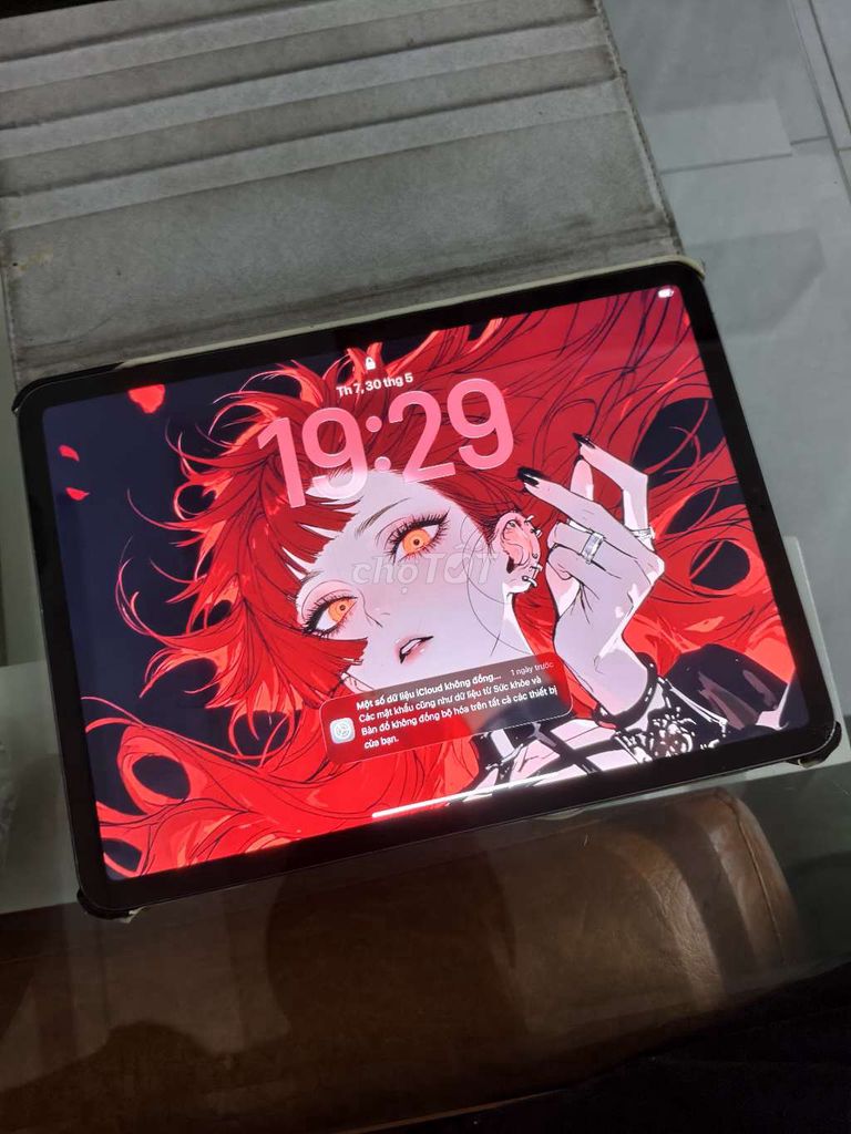 Apple iPad Pro 2020 128GB Nứt kính. Mua bán Máy tính bảng tại Quận 7 Tp Hồ Chí Minh được đăng bởi Phan Minh Thiện hình 1