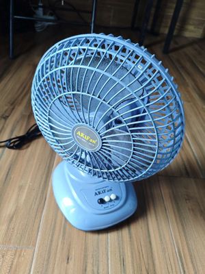 Quạt điện mini Akifan B102 qua sử dụng. Mua bán Quạt tại Quận Gò Vấp Tp Hồ Chí Minh được đăng bởi Mai Thanh Thắng