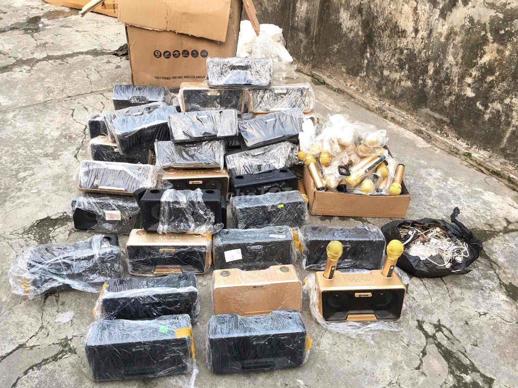 Loa karaoke TITAN M05. Mua bán Tivi, Âm thanh tại Thị xã Duy Tiên Hà Nam được đăng bởi hinh dieu linh hình 1