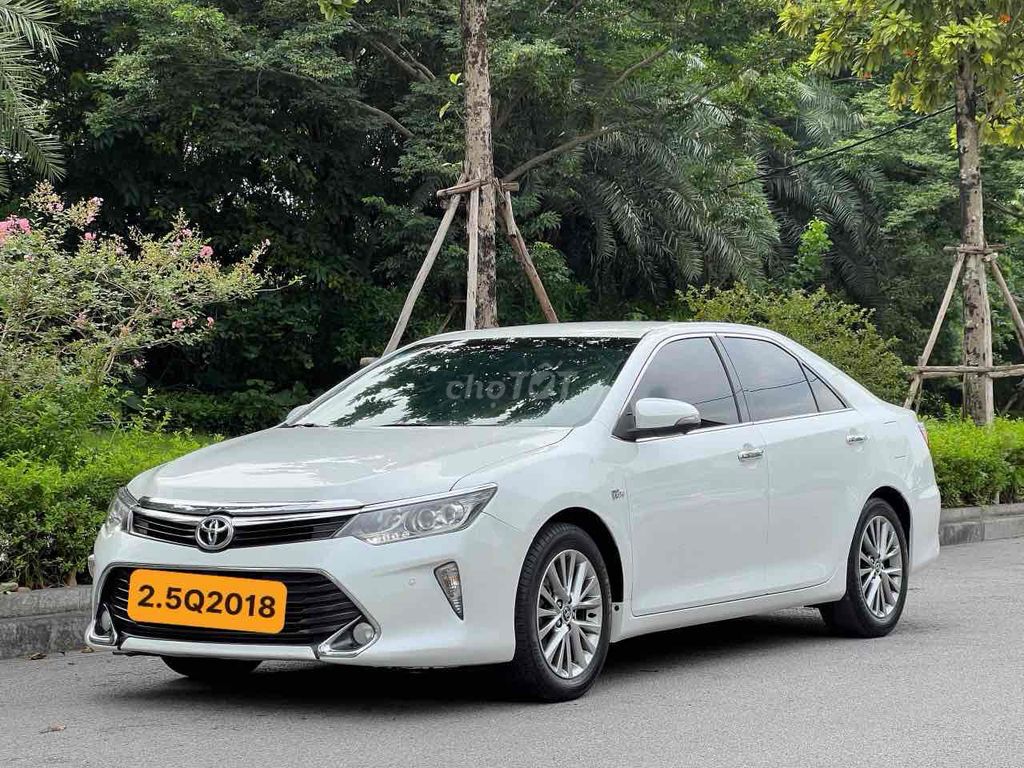 Toyota Camry 2018 2.5Q - 68000 km. Mua bán Ô tô tại Quận Long Biên Hà Nội được đăng bởi Le hao hình 3