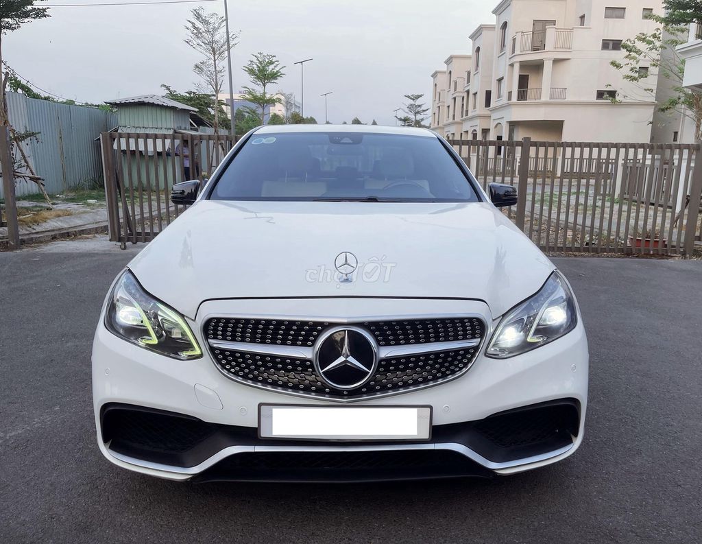 Mercedes-Benz E250 AMG 2015 màu trắng. Mua bán Ô tô tại Quận 12 Tp Hồ Chí Minh được đăng bởi Xuân Trường hình 2