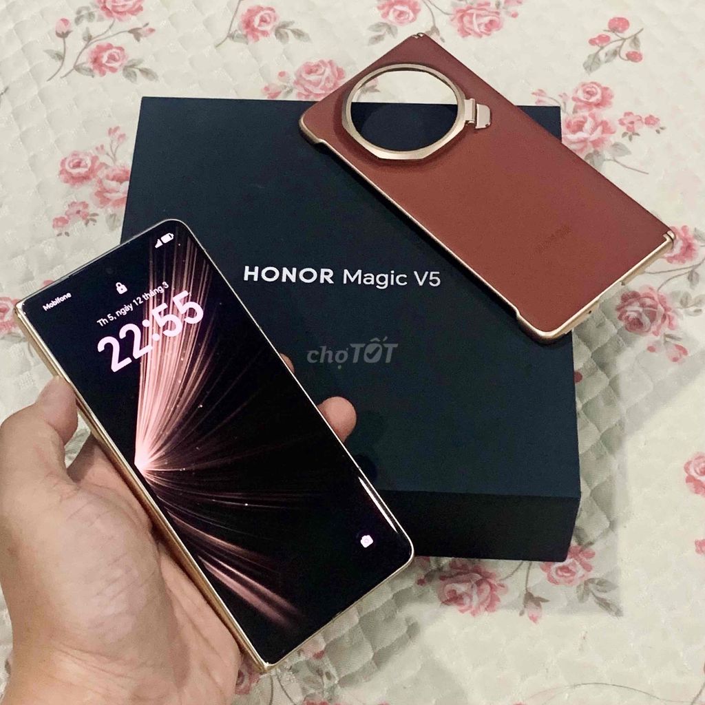 HONOR Magic V5 Đỏ Đôn Hoàng Như mới. Mua bán Điện thoại tại Quận 3 Tp Hồ Chí Minh được đăng bởi Gaming 2ND hình 1