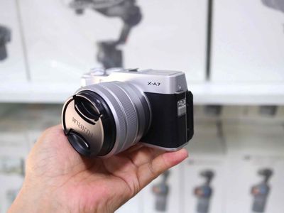 Bán Fuji Xa7 +lens 15-45OSS Body lens đẹp. Mua bán Máy ảnh, Máy quay tại Thành phố Thủ Dầu Một Bình Dương được đăng bởi Chinh Lee