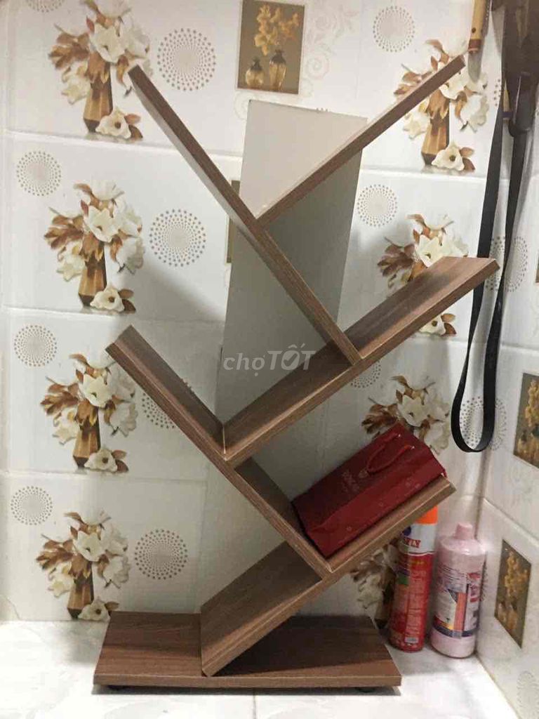 Kệ sách Xương cá Gỗ Nâu. Mua bán Tủ, kệ gia đình tại Quận Phú Nhuận Tp Hồ Chí Minh được đăng bởi Hồ Thanh Lan hình 1