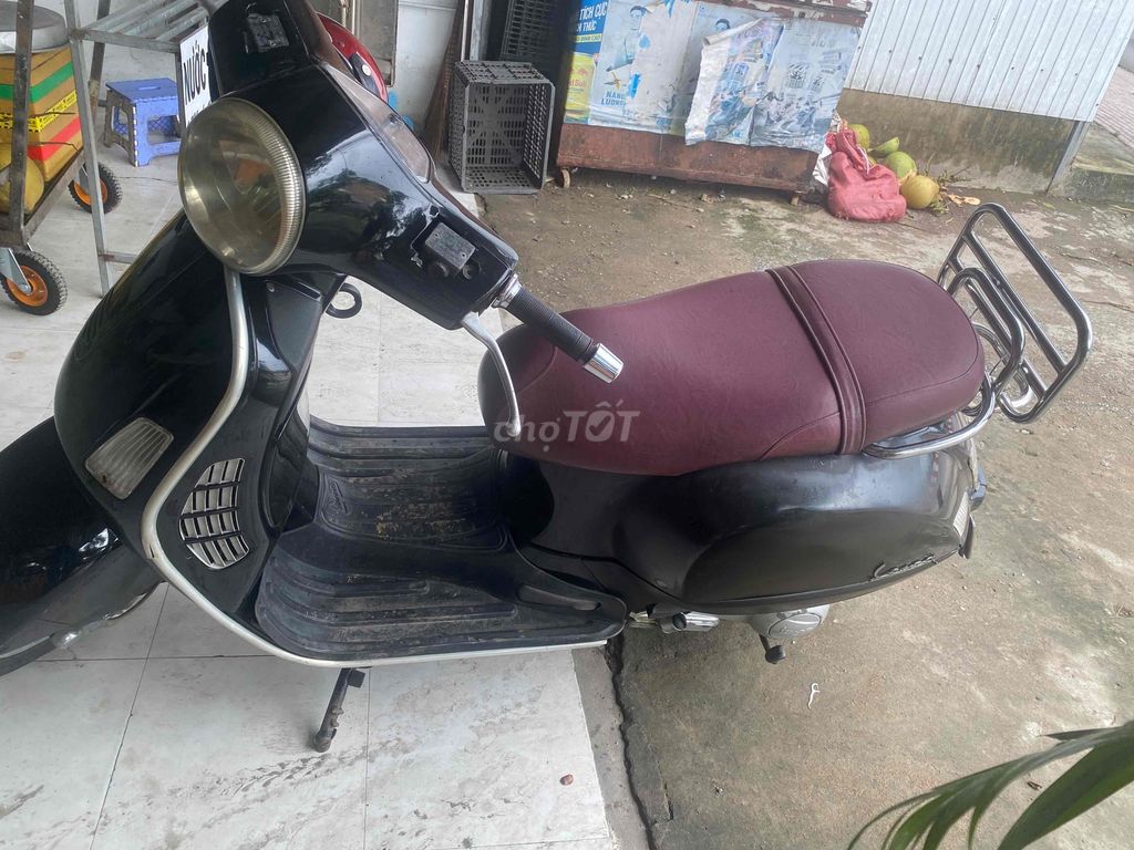 Piaggio Vespa GTS 125 2006 Черный