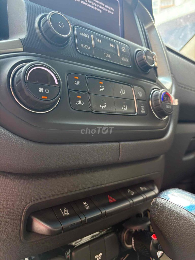 Chevrolet Trailblazer 2018 LTZ 2.5L VGT 4x4 AT. Mua bán Ô tô tại Thành phố Thủ Đức Tp Hồ Chí Minh được đăng bởi Phúc Nguyên hình 17