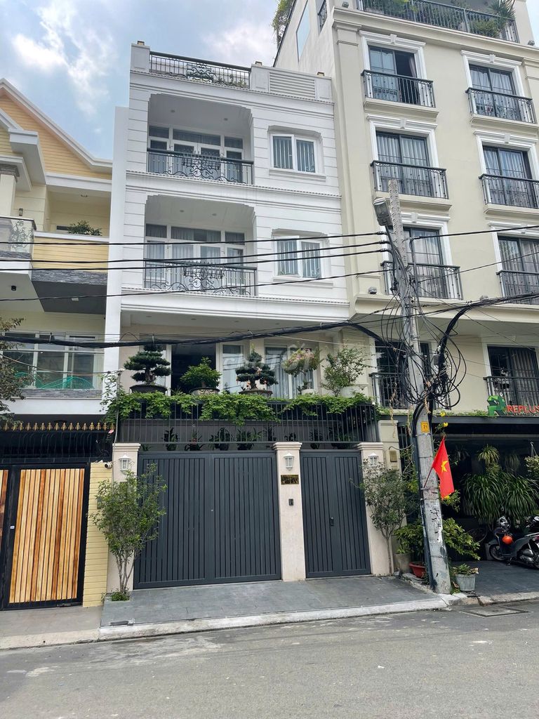 Аренда · 6 комн. · 100 м² · Quận Tân Bình, ул. Đường Cộng Hoà