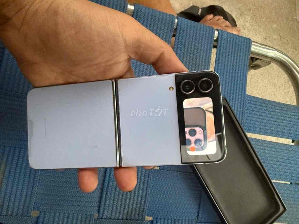 Samsung Galaxy Z Flip4 Tím. Mua bán Điện thoại tại Huyện Hóc Môn Tp Hồ Chí Minh được đăng bởi Thanh Bùi hình 1