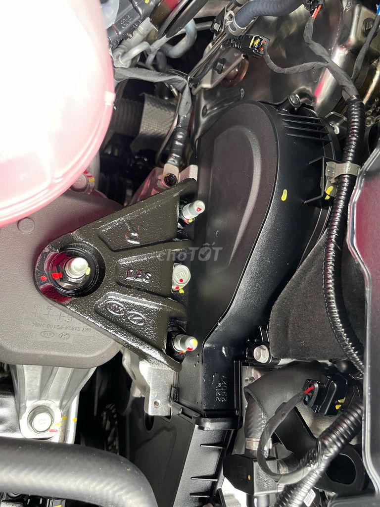 Hyundai Santa Fe 2.2 tiêu chuẩn 2023 - 19000km. Mua bán Ô tô tại Thành phố Dĩ An Bình Dương được đăng bởi Siêu Thị Ô Tô Bình Dương  hình 12