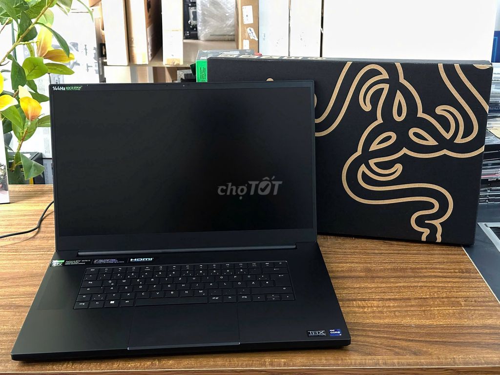 Razer Blade 17 i9-12900H RTX 3070 Ti 32GB/1TB. Mua bán Laptop tại Quận Hoàng Mai Hà Nội được đăng bởi Lan Ngọc hình 1