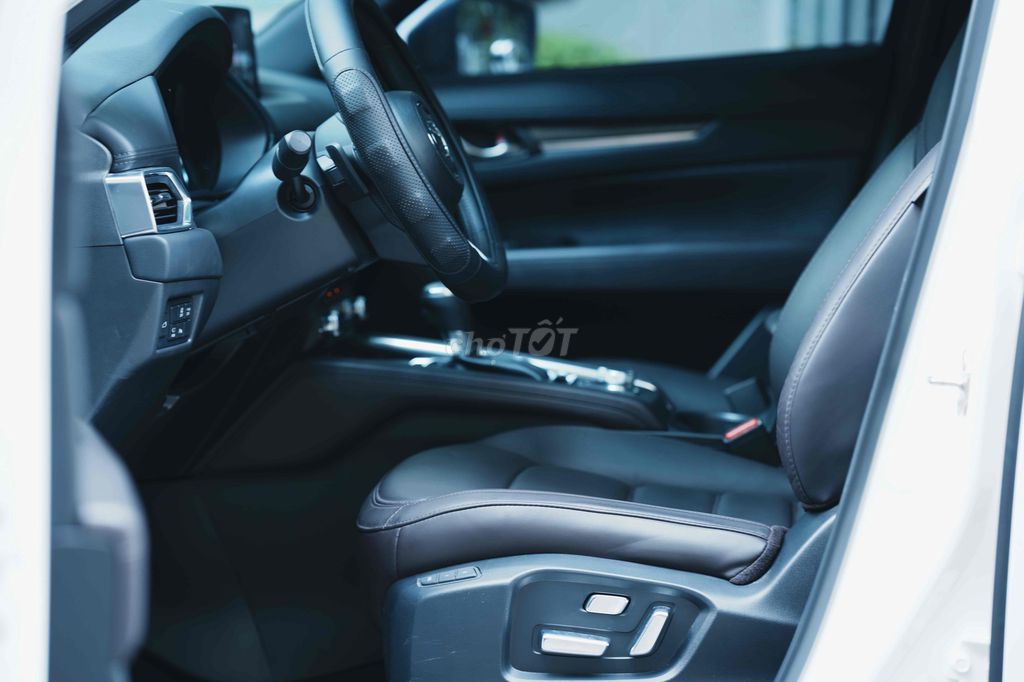 Mazda CX 5 2024 Signature Exclusive 2.5 - 11000. Mua bán Ô tô tại Quận Thanh Xuân Hà Nội được đăng bởi Trần Trí Cường hình 10