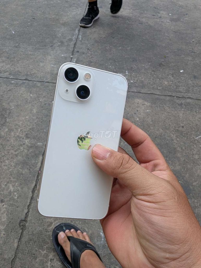 Apple iPhone 13 mini 128GB Trắng. Mua bán Điện thoại tại Quận 4 Tp Hồ Chí Minh được đăng bởi Robert hình 1