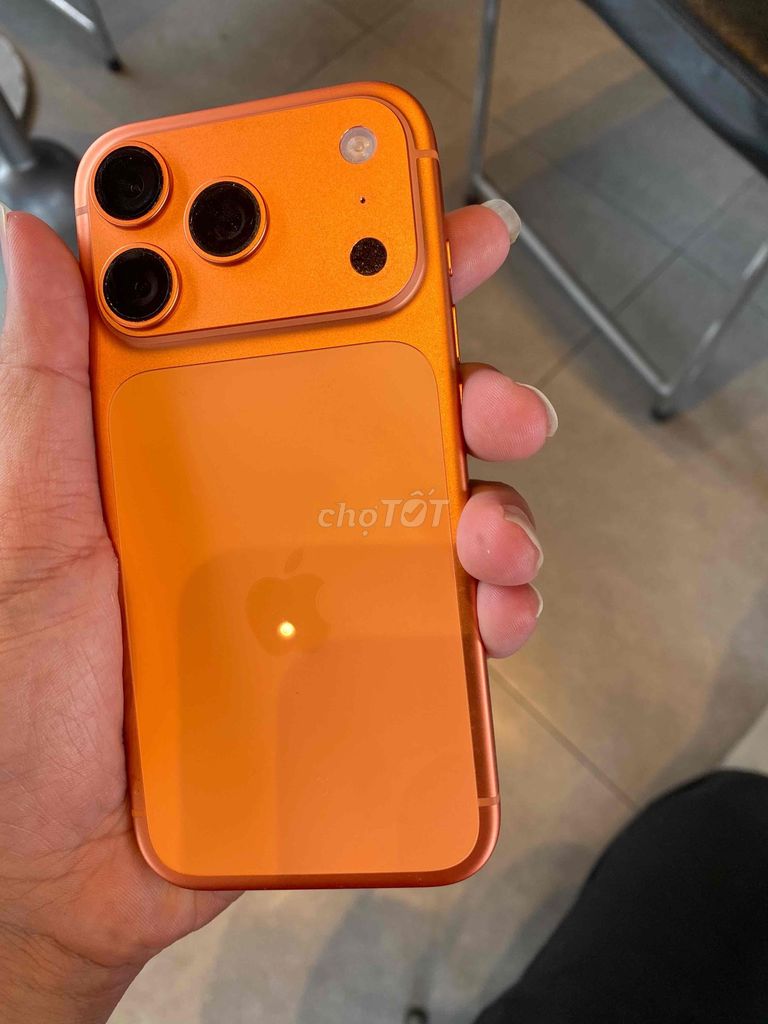 Apple iPhone 17 Pro 256GB Cam Mỹ. Mua bán Điện thoại tại Quận 3 Tp Hồ Chí Minh được đăng bởi châu hình 1