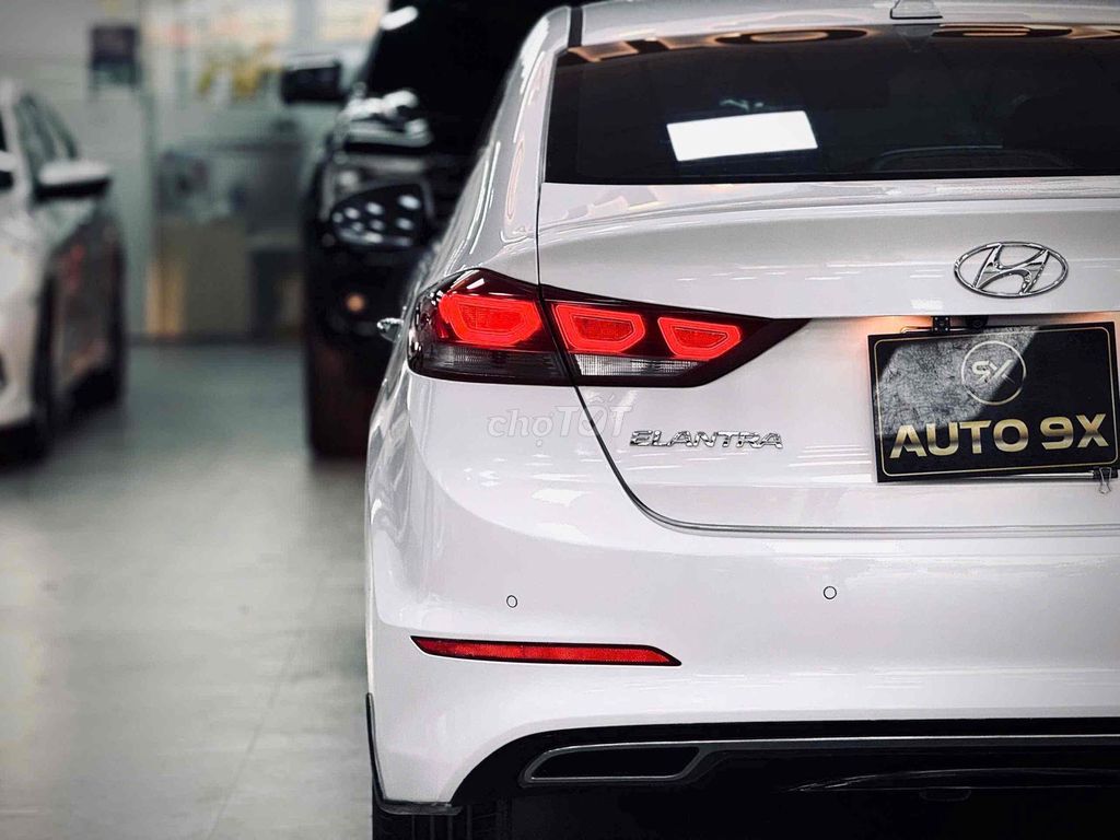 𝐇𝐲𝐮𝐧𝐝𝐚𝐢 𝐄𝐥𝐚𝐧𝐭𝐫𝐚 𝟏.𝟔𝐀𝐓 GLS 𝐌𝐨𝐝𝐞𝐥 𝟐𝟎𝟏𝟖 𝐒𝐢𝐞̂𝐮 Đ𝐞̣𝐩. Mua bán Ô tô tại Thành phố Thủ Đức Tp Hồ Chí Minh được đăng bởi Tấn Khang Chuyên Xe Lướt hình 7