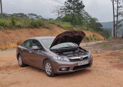 Honda Civic 2013 1.8 AT - 82000 km. Mua bán Ô tô tại Thành phố Thủ Đức Tp Hồ Chí Minh được đăng bởi Tin