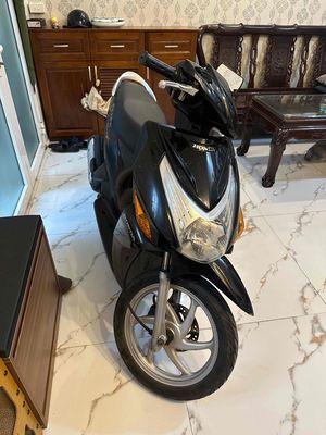 Click đẹp máy nguyên bản chất, tiết kiệm xăng. Mua bán Xe máy tại Quận Cầu Giấy Hà Nội được đăng bởi Thái