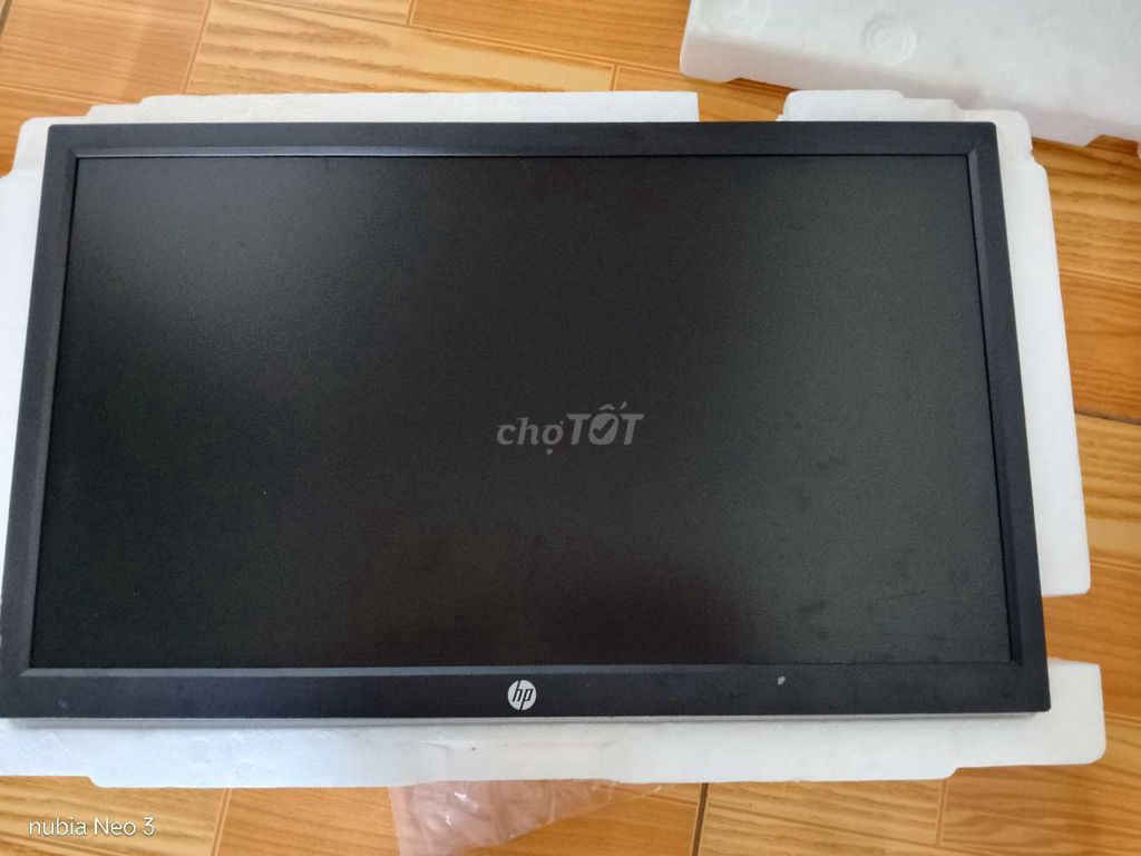 Màn hình HP P204v Đen 19.5 inch. Mua bán Phụ kiện (Màn hình, Chuột...) tại Huyện Sóc Sơn Hà Nội được đăng bởi Cường Sky hình 1