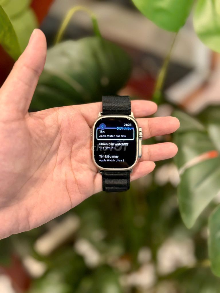 Apple Watch ULTRA 2 titan 49mm Mỹ pin 100% .