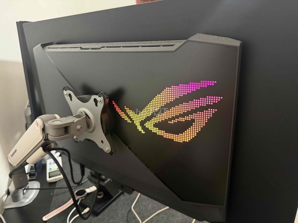 Màn hình Asus ROG Swift PG32UCDM 32 inch 4K OLED 2. Mua bán Phụ kiện (Màn hình, Chuột...) tại Quận Ngũ Hành Sơn Đà Nẵng được đăng bởi Trọng Thiên hình 1