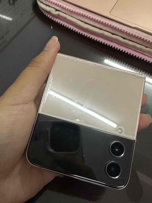 samsung zflip 4 màu vàng likenew. Mua bán Điện thoại tại Thành phố Long Xuyên An Giang được đăng bởi Tu Minh