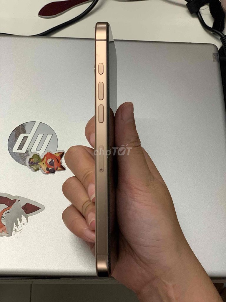 Apple iPhone 16 Pro Max 256GB Vàng. Mua bán Điện thoại tại Quận Tân Bình Tp Hồ Chí Minh được đăng bởi Vivian hình 1