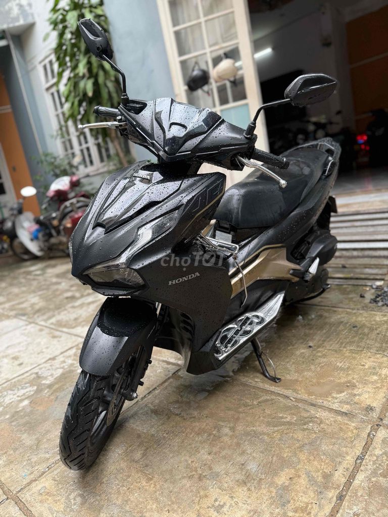 Airbalde đen mù khoá ga bs43, máy zin ngon.. Mua bán Xe máy tại Quận Thanh Khê Đà Nẵng được đăng bởi Nhan Nguyen hình 6