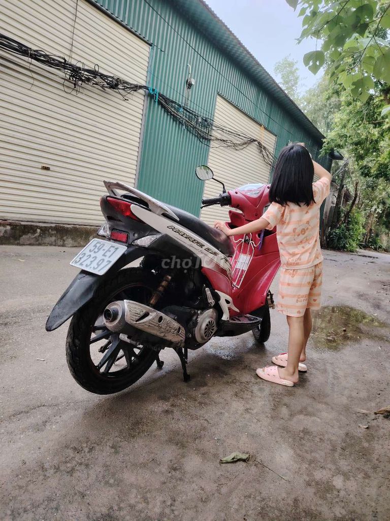 ít đi đến chiếc xe Hayate 125 fi còn đẹp. Mua bán Xe máy tại Huyện Đông Anh Hà Nội được đăng bởi lính cứu hỏa hình 2