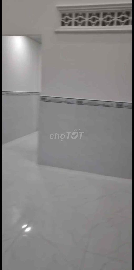 Nhà 3 phòng ngủ Nguyễn Duy Trinh cách Q.2 chỉ 5p