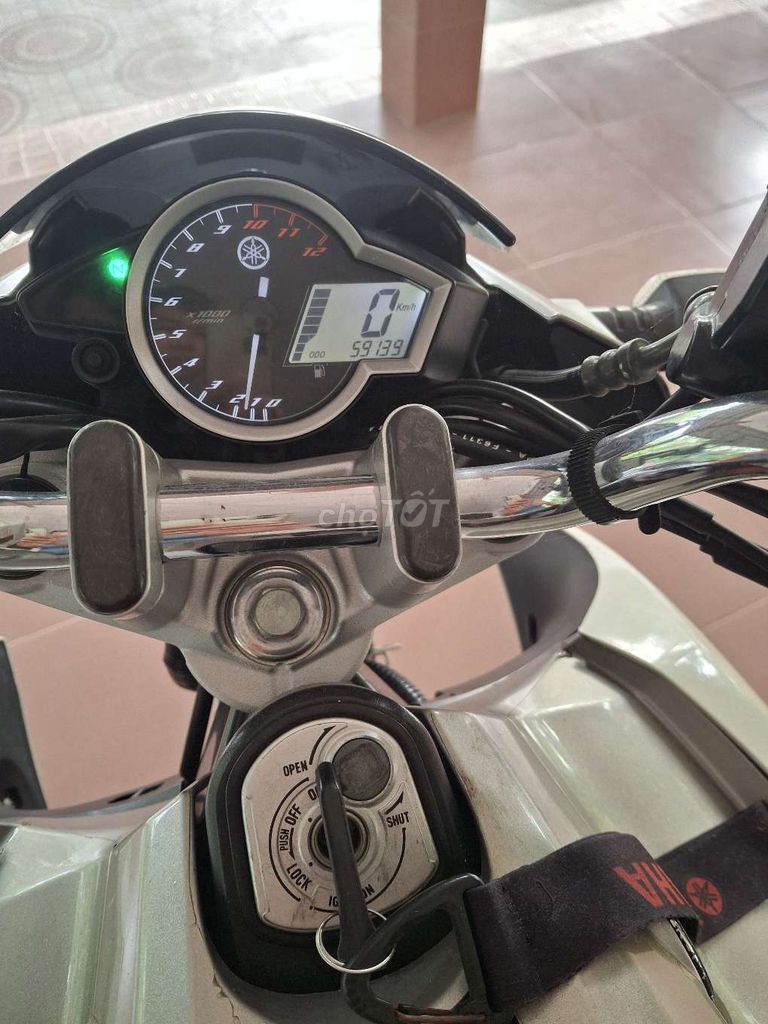 Cần bán xe Yamaha FZ150i Trắng 59139 km. Mua bán Xe máy tại Thành phố Thủ Đức Tp Hồ Chí Minh được đăng bởi Thơ Ss hình 2