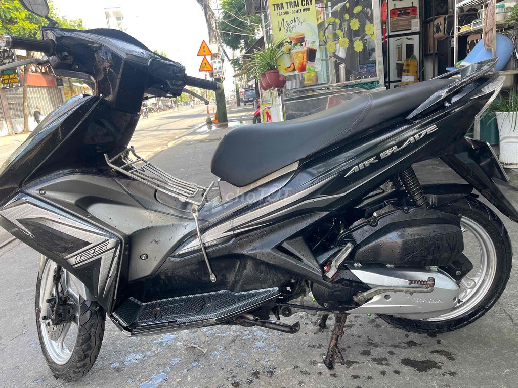 Honda Air Blade 125 Đen bạc. Mua bán Xe máy tại Thành phố Dĩ An Bình Dương được đăng bởi kha nguyen  hình 3