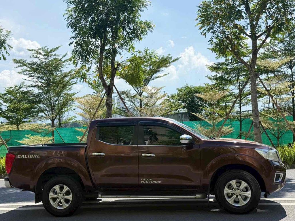 Nissan Navara 2017 EL 2.5 AT 2WD - 180000 km. Mua bán Ô tô tại Quận Hà Đông Hà Nội được đăng bởi Đỗ Tiên  hình 4