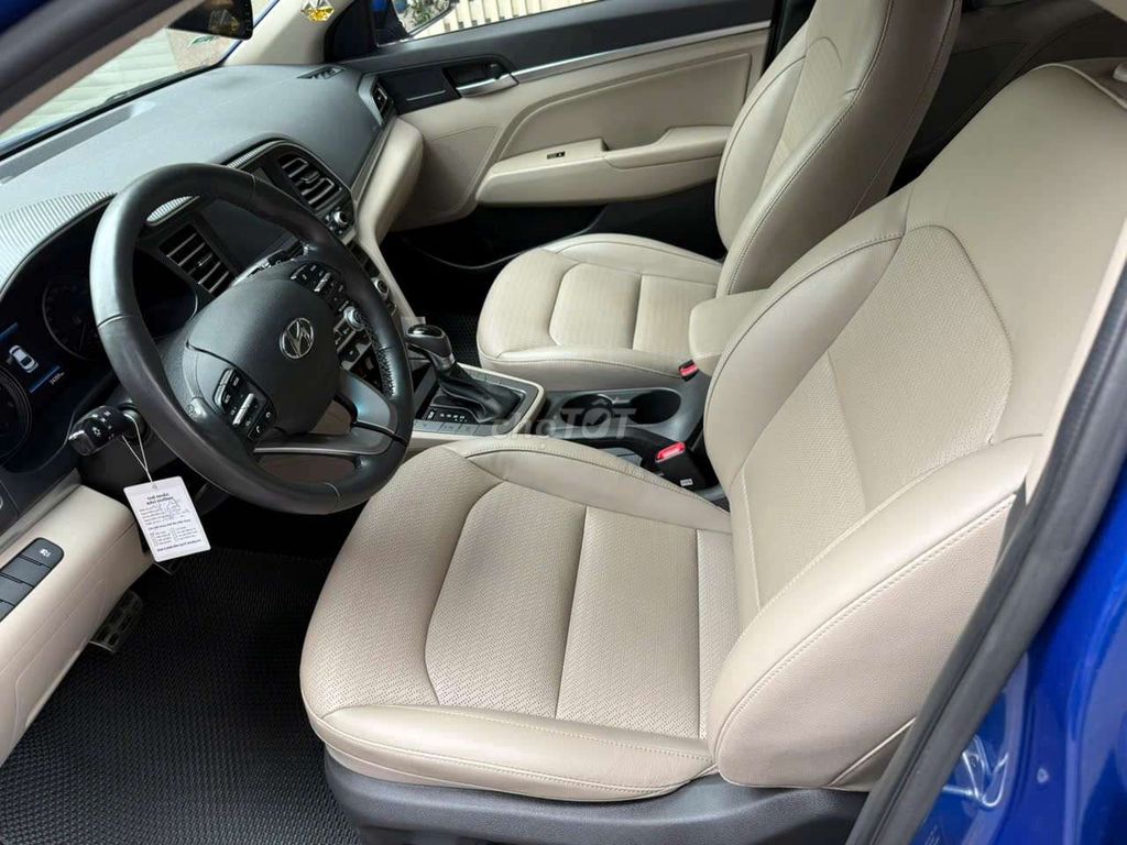 Hyundai Elantra 2019 Elantra 2.0 AT màu Xanh