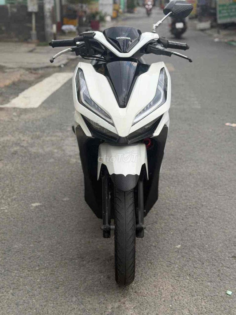 Honda Vario 125 2018 белый