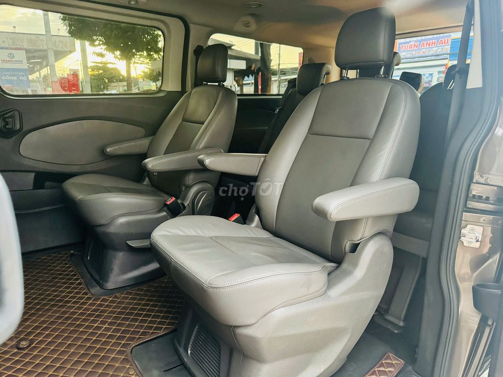 Ford Tourneo Tita 2019 - Mẫu Xe 7 Chỗ Máy Xăng. Mua bán Ô tô tại Quận Tân Phú Tp Hồ Chí Minh được đăng bởi Phạm Văn Thông hình 12
