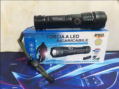 đèn pin siêu sáng Xh - P50