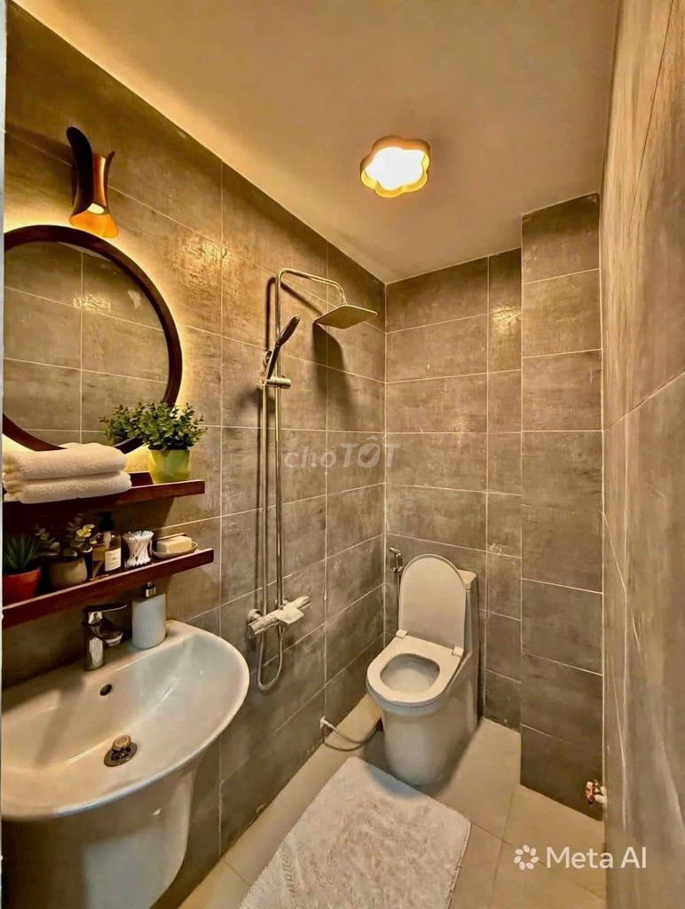 Дом 4x13м, монолитная антресоль, 3 спальни, район 7, 5 млрд 300 млн