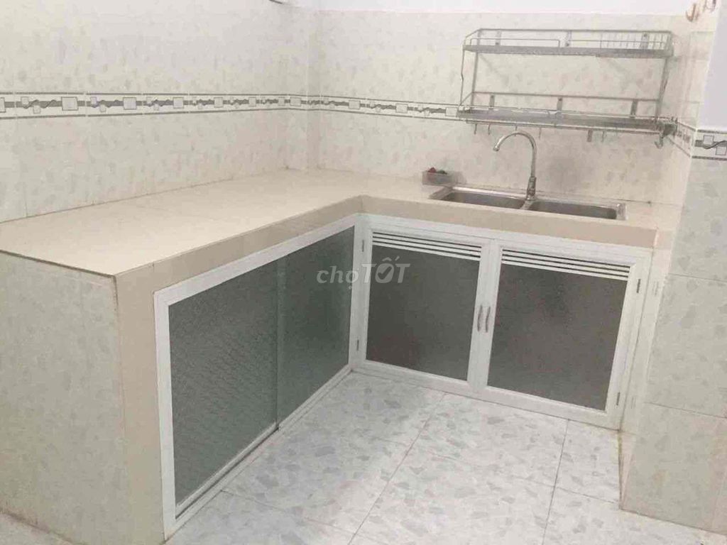 Bán nhà 50m2 Tôn Thất Hiệp Quận 11, hẻm xe hơi vi vu, chỉ 4.1 tỷ