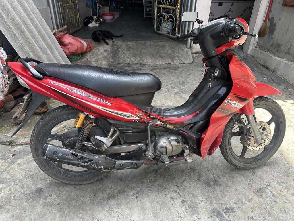 cần bán con xe nhà. mua về đổ xăng đi. Mua bán Xe máy tại Huyện Kiến Thuỵ Hải Phòng được đăng bởi Quý Trọng hình 4