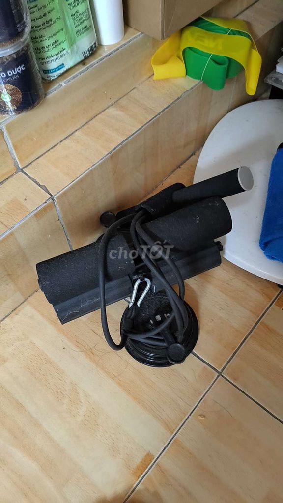 Dụng cụ tập bụng Kim loại, mút Đen còn tốt. Mua bán Đồ thể thao, Dã ngoại tại Quận 5 Tp Hồ Chí Minh được đăng bởi Quan hình 1