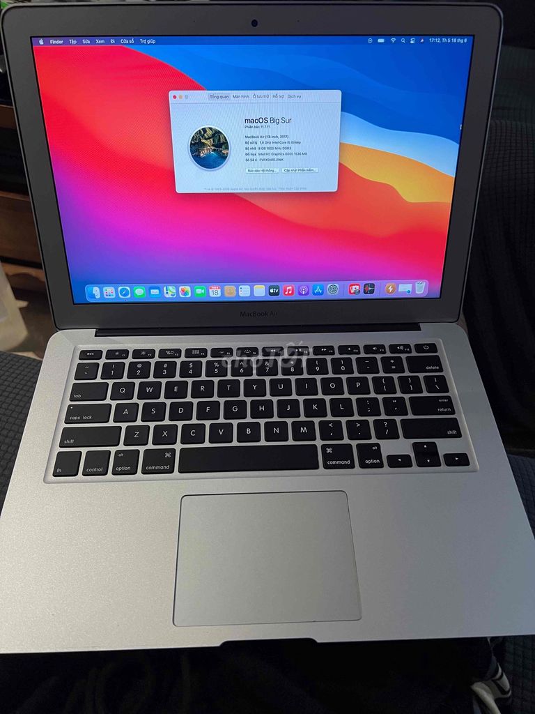 Apple MacBook Air 2017 8GB/128GB Bạc. Mua bán Laptop tại Quận Tây Hồ Hà Nội được đăng bởi dee dee hình 1