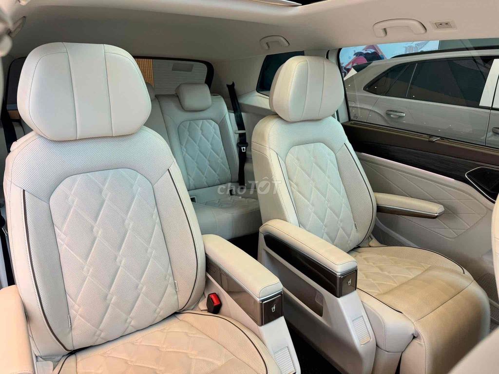 Volkswagen Viloran 2025 Luxury 👉🎁 TẶNG BỆ ĐIỆN. Mua bán Ô tô tại Quận 5 Tp Hồ Chí Minh được đăng bởi VOLKSWAGEN GOLDEN  hình 7