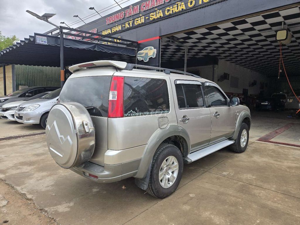 Ford Everest 2008 Limited 4x2 - 100000 km. Mua bán Ô tô tại Huyện Ea Súp Đắk Lắk được đăng bởi Quang thiện hình 9