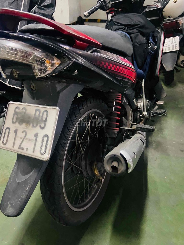 Xe gia đình dư để lại. Mua bán Xe máy tại Quận 1 Tp Hồ Chí Minh được đăng bởi Khiêm hình 5