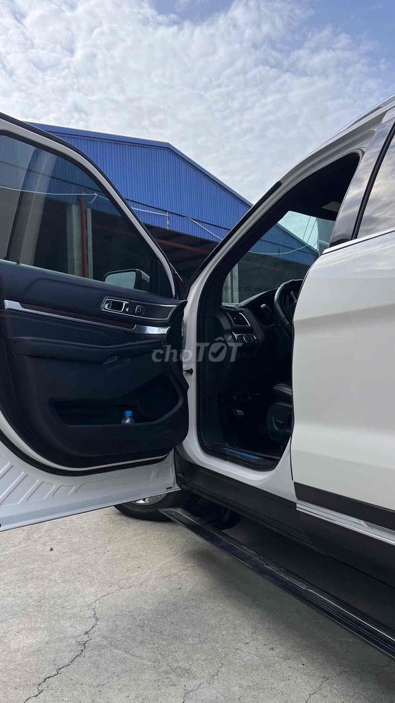 Ford Explorer 2019 2.3L Ecoboost - 78000 km. Mua bán Ô tô tại Thành phố Bảo Lộc Lâm Đồng được đăng bởi Hoài Chỉnh Ford hình 9