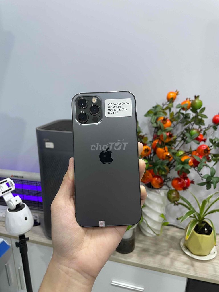 iPhone 12 Pro 128GB Đen Zin màn ám. Mua bán Điện thoại tại Huyện Hóc Môn Tp Hồ Chí Minh được đăng bởi Luân Hoài hình 1