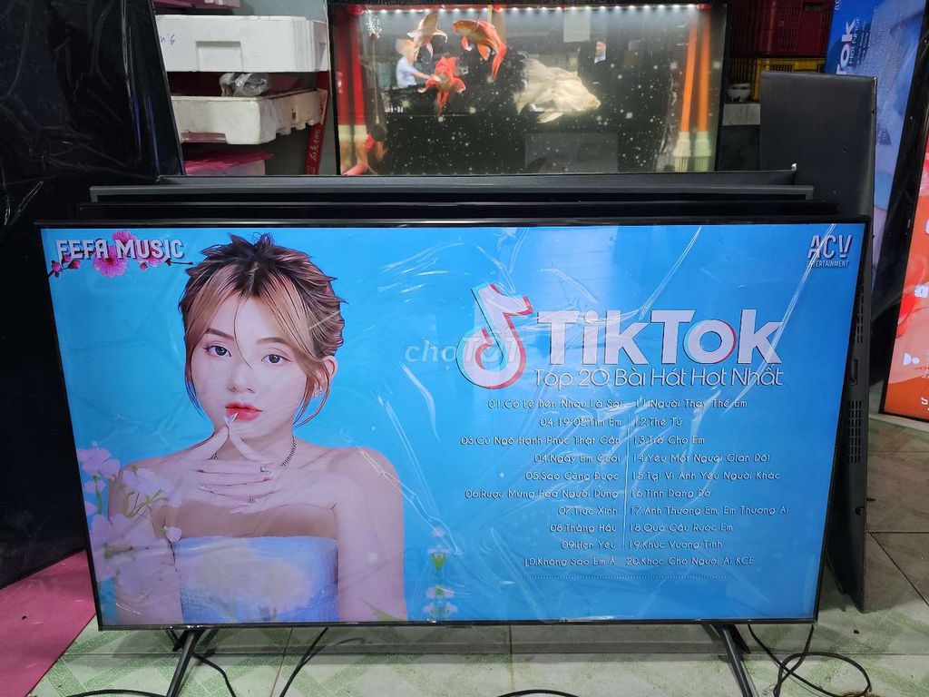 TV Samsung 4K 55" - 55"TU8100. Cao Cấp - Giọng Nói. Mua bán Tivi, Âm thanh tại Huyện Hóc Môn Tp Hồ Chí Minh được đăng bởi Quốc Vinh hình 1