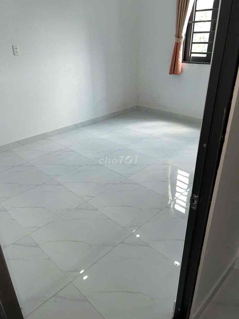 NHÀ 1 TRỆT 1 LẦU 3PN SHR